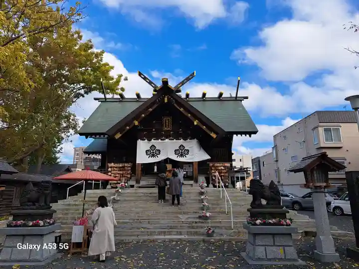 札幌諏訪神社の本殿・本堂