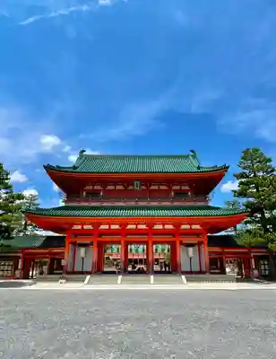 平安神宮の山門・神門