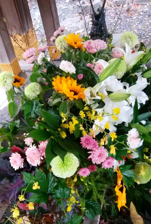 彌彦神社 (伊夜日子神社)の手水舎