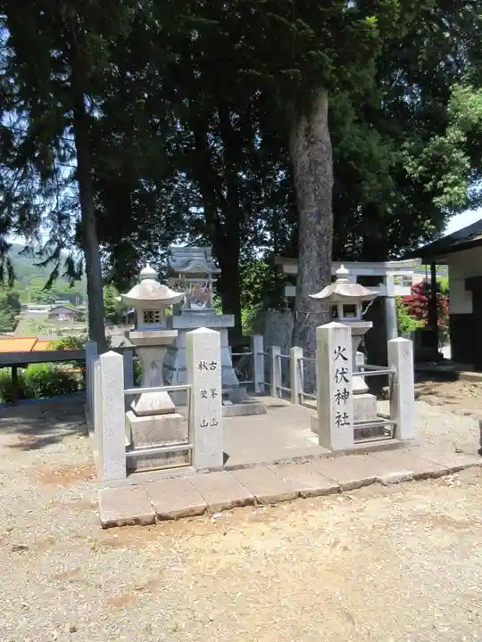 真木諏訪神社の末社・摂社