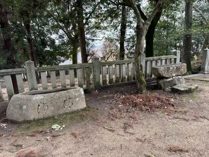 素盞嗚神社の手水舎