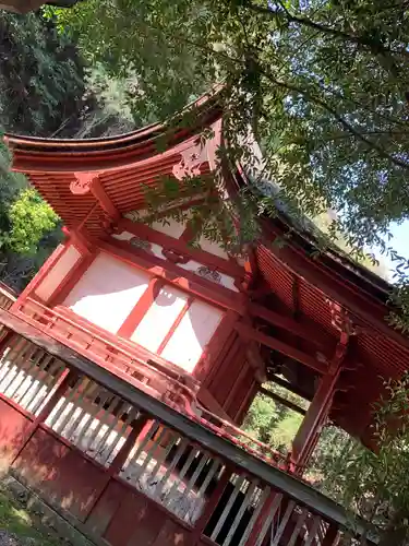 染羽天石勝神社の本殿