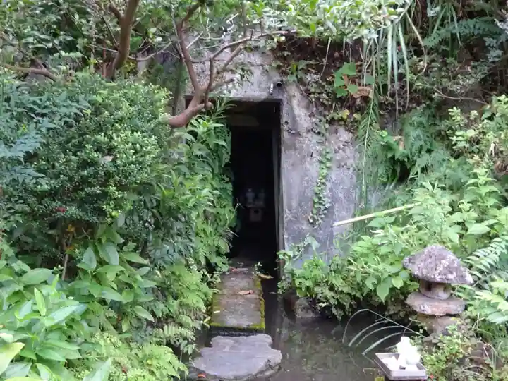 大綱金刀比羅神社の末社・摂社