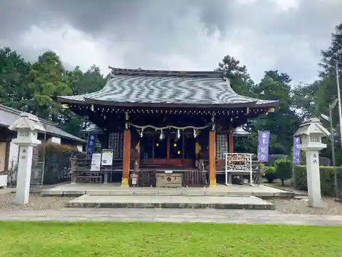 新倉氷川八幡神社の本殿