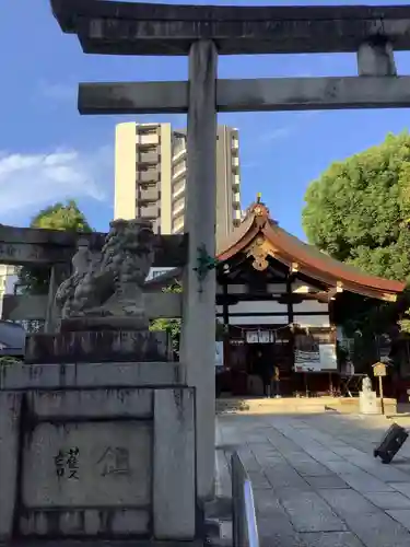 三輪神社の狛犬