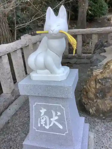 堤治神社の狛犬