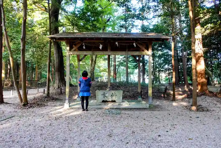 能褒野神社の手水舎