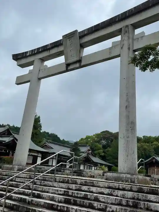 山口縣護國神社の鳥居