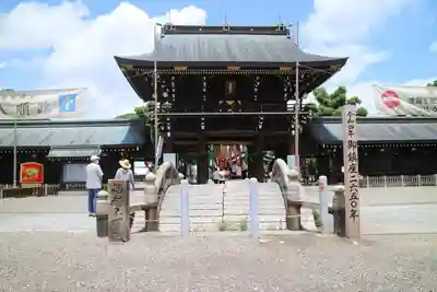 真清田神社の山門・神門