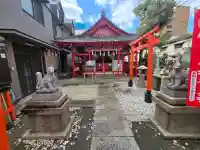 赤手拭稲荷神社の{uncategorized: "未分類", other: "その他", undefined: "問題あり", building: "その他建物", grave: "お墓", sacred_gate: "鳥居", guardian: "狛犬", statue: "像", buddha: "仏像", history: "歴史", nature: "自然", garden: "庭園", animal: "動物", pagoda: "塔", temizu: "手水舎", mountain_gate: "山門・神門", sanctuary: "本殿・本堂", subordinate: "末社・摂社", art: "芸術", scenery: "景色", jizo: "地蔵", ema: "絵馬", goshuin: "御朱印", omikuji: "おみくじ", items: "授与品その他", amulet: "お守り", goshuincho: "御朱印帳", eats: "食事", festival: "お祭り", votive_dance: "神楽", shichigosan: "七五三参", wedding: "結婚式", experience: "体験その他", initially: "初詣", around: "周辺", anti_infection: "感染症対策"}