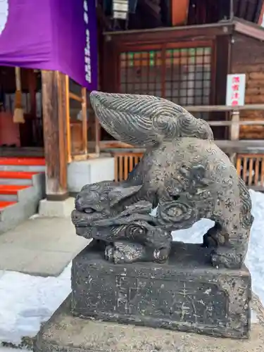 北海道神宮頓宮の狛犬