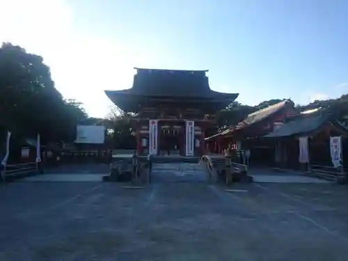 津島神社の山門・神門