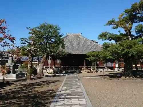実相寺の本殿・本堂