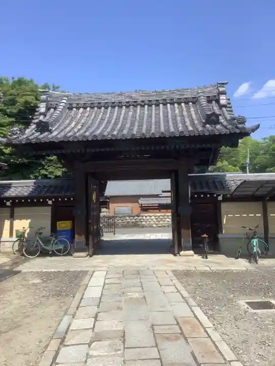 光円寺の山門・神門