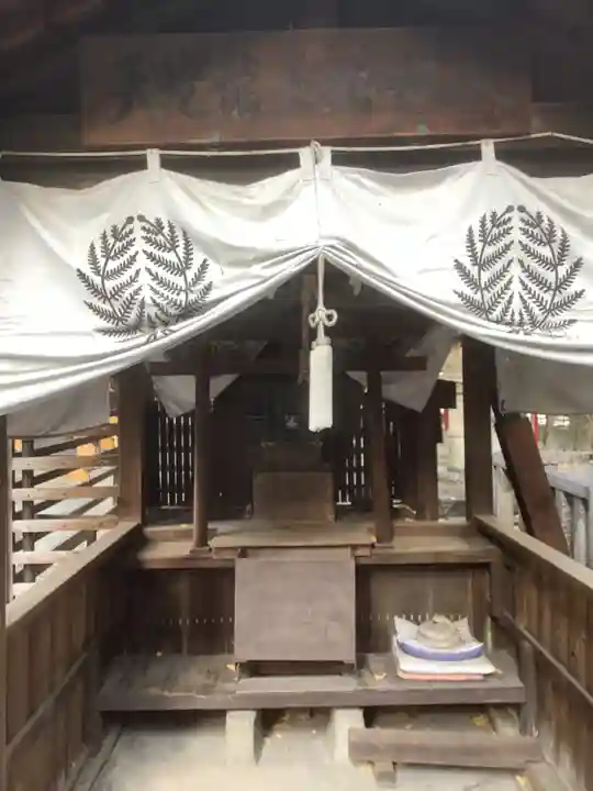 神明社の末社・摂社