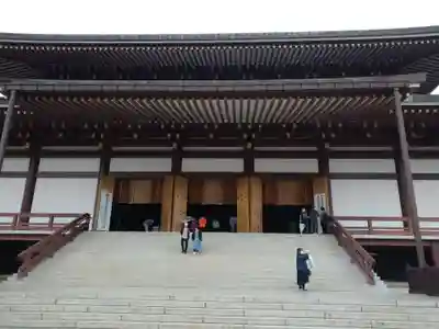 成田山新勝寺の本殿・本堂