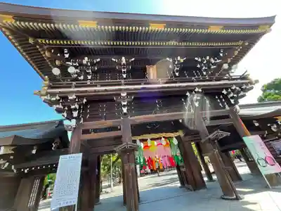 真清田神社の山門・神門