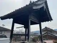 法泉寺の{uncategorized: "未分類", other: "その他", undefined: "問題あり", building: "その他建物", grave: "お墓", sacred_gate: "鳥居", guardian: "狛犬", statue: "像", buddha: "仏像", history: "歴史", nature: "自然", garden: "庭園", animal: "動物", pagoda: "塔", temizu: "手水舎", mountain_gate: "山門・神門", sanctuary: "本殿・本堂", subordinate: "末社・摂社", art: "芸術", scenery: "景色", jizo: "地蔵", ema: "絵馬", goshuin: "御朱印", omikuji: "おみくじ", items: "授与品その他", amulet: "お守り", goshuincho: "御朱印帳", eats: "食事", festival: "お祭り", votive_dance: "神楽", shichigosan: "七五三参", wedding: "結婚式", experience: "体験その他", initially: "初詣", around: "周辺", anti_infection: "感染症対策"}