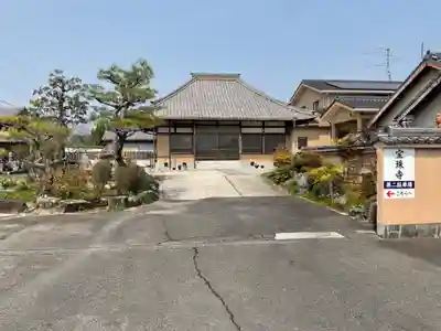 宝珠寺の本殿・本堂