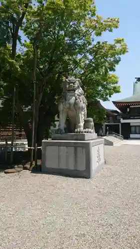 寒川神社の狛犬