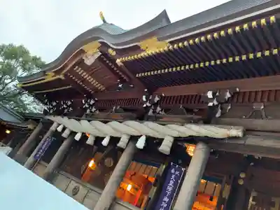 寒川神社の本殿・本堂