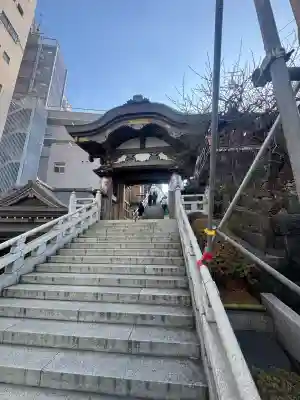 湯島天満宮の{uncategorized: "未分類", other: "その他", undefined: "問題あり", building: "その他建物", grave: "お墓", sacred_gate: "鳥居", guardian: "狛犬", statue: "像", buddha: "仏像", history: "歴史", nature: "自然", garden: "庭園", animal: "動物", pagoda: "塔", temizu: "手水舎", mountain_gate: "山門・神門", sanctuary: "本殿・本堂", subordinate: "末社・摂社", art: "芸術", scenery: "景色", jizo: "地蔵", ema: "絵馬", goshuin: "御朱印", omikuji: "おみくじ", items: "授与品その他", amulet: "お守り", goshuincho: "御朱印帳", eats: "食事", festival: "お祭り", votive_dance: "神楽", shichigosan: "七五三参", wedding: "結婚式", experience: "体験その他", initially: "初詣", around: "周辺", anti_infection: "感染症対策"}