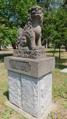 新十津川神社の狛犬