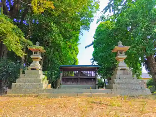 神明社（須ケ脇）の建物その他