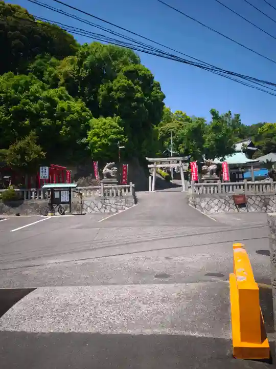 姫坂神社の{uncategorized: "未分類", other: "その他", undefined: "問題あり", building: "その他建物", grave: "お墓", sacred_gate: "鳥居", guardian: "狛犬", statue: "像", buddha: "仏像", history: "歴史", nature: "自然", garden: "庭園", animal: "動物", pagoda: "塔", temizu: "手水舎", mountain_gate: "山門・神門", sanctuary: "本殿・本堂", subordinate: "末社・摂社", art: "芸術", scenery: "景色", jizo: "地蔵", ema: "絵馬", goshuin: "御朱印", omikuji: "おみくじ", items: "授与品その他", amulet: "お守り", goshuincho: "御朱印帳", eats: "食事", festival: "お祭り", votive_dance: "神楽", shichigosan: "七五三参", wedding: "結婚式", experience: "体験その他", initially: "初詣", around: "周辺", anti_infection: "感染症対策"}