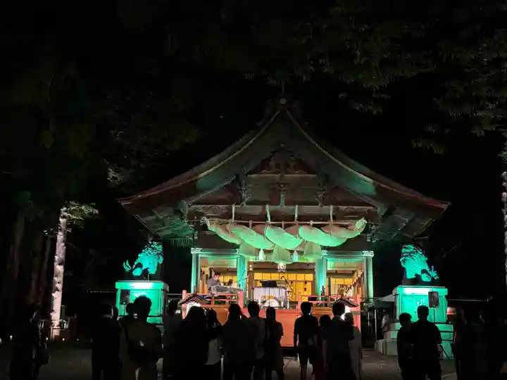 諏訪大社下社秋宮(長野県)