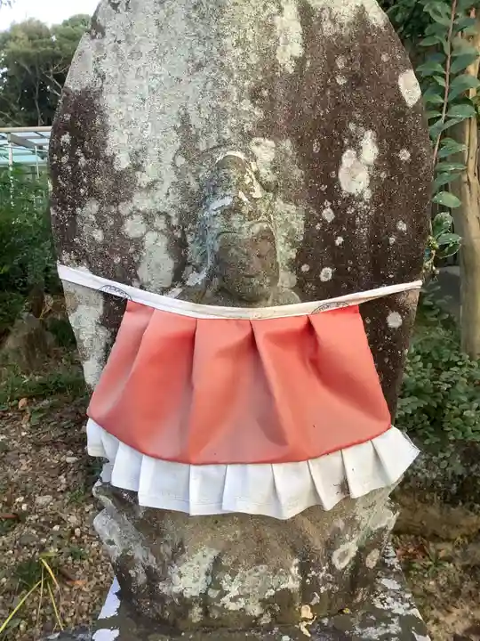 大師堂(塔野地)の仏像