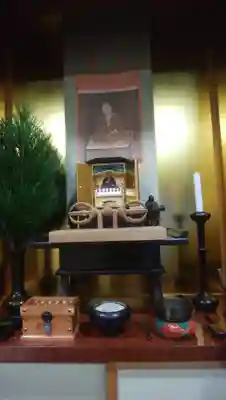 真言寺の本殿・本堂