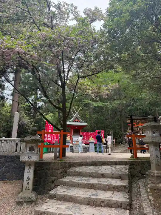 春日大社金龍神社(禁裡殿)の{uncategorized: "未分類", other: "その他", undefined: "問題あり", building: "その他建物", grave: "お墓", sacred_gate: "鳥居", guardian: "狛犬", statue: "像", buddha: "仏像", history: "歴史", nature: "自然", garden: "庭園", animal: "動物", pagoda: "塔", temizu: "手水舎", mountain_gate: "山門・神門", sanctuary: "本殿・本堂", subordinate: "末社・摂社", art: "芸術", scenery: "景色", jizo: "地蔵", ema: "絵馬", goshuin: "御朱印", omikuji: "おみくじ", items: "授与品その他", amulet: "お守り", goshuincho: "御朱印帳", eats: "食事", festival: "お祭り", votive_dance: "神楽", shichigosan: "七五三参", wedding: "結婚式", experience: "体験その他", initially: "初詣", around: "周辺", anti_infection: "感染症対策"}