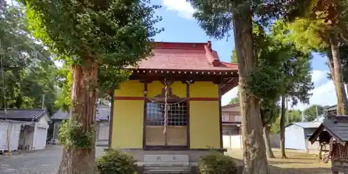 稲荷神社の本殿