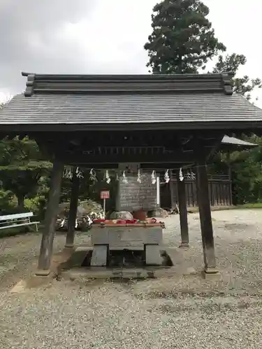 小鹿神社の手水舎