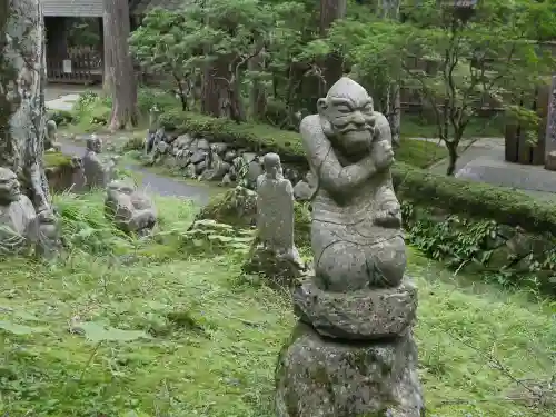 長安寺の像