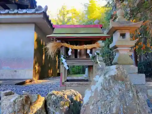 熊野社（塔野地）の末社・摂社