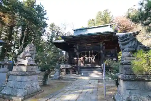 田村神社の本殿・本堂