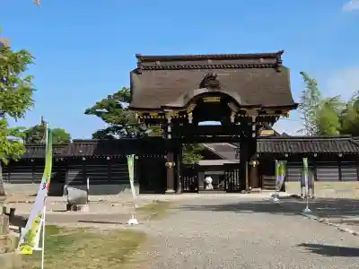 勝興寺の{uncategorized: "未分類", other: "その他", undefined: "問題あり", building: "その他建物", grave: "お墓", sacred_gate: "鳥居", guardian: "狛犬", statue: "像", buddha: "仏像", history: "歴史", nature: "自然", garden: "庭園", animal: "動物", pagoda: "塔", temizu: "手水舎", mountain_gate: "山門・神門", sanctuary: "本殿・本堂", subordinate: "末社・摂社", art: "芸術", scenery: "景色", jizo: "地蔵", ema: "絵馬", goshuin: "御朱印", omikuji: "おみくじ", items: "授与品その他", amulet: "お守り", goshuincho: "御朱印帳", eats: "食事", festival: "お祭り", votive_dance: "神楽", shichigosan: "七五三参", wedding: "結婚式", experience: "体験その他", initially: "初詣", around: "周辺", anti_infection: "感染症対策"}