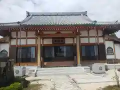 覚伝寺の本殿