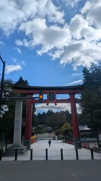 盛岡八幡宮の{uncategorized: "未分類", other: "その他", undefined: "問題あり", building: "その他建物", grave: "お墓", sacred_gate: "鳥居", guardian: "狛犬", statue: "像", buddha: "仏像", history: "歴史", nature: "自然", garden: "庭園", animal: "動物", pagoda: "塔", temizu: "手水舎", mountain_gate: "山門・神門", sanctuary: "本殿・本堂", subordinate: "末社・摂社", art: "芸術", scenery: "景色", jizo: "地蔵", ema: "絵馬", goshuin: "御朱印", omikuji: "おみくじ", items: "授与品その他", amulet: "お守り", goshuincho: "御朱印帳", eats: "食事", festival: "お祭り", votive_dance: "神楽", shichigosan: "七五三参", wedding: "結婚式", experience: "体験その他", initially: "初詣", around: "周辺", anti_infection: "感染症対策"}