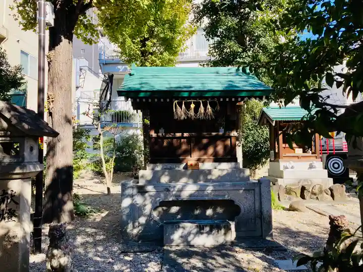 三輪神社の末社・摂社