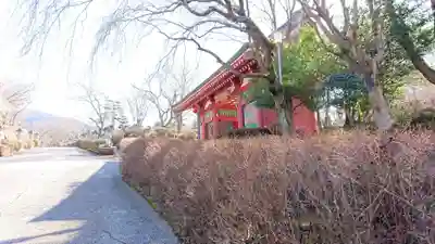妙法寺(御殿場市)の山門・神門