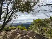 比叡山延暦寺の{uncategorized: "未分類", other: "その他", undefined: "問題あり", building: "その他建物", grave: "お墓", sacred_gate: "鳥居", guardian: "狛犬", statue: "像", buddha: "仏像", history: "歴史", nature: "自然", garden: "庭園", animal: "動物", pagoda: "塔", temizu: "手水舎", mountain_gate: "山門・神門", sanctuary: "本殿・本堂", subordinate: "末社・摂社", art: "芸術", scenery: "景色", jizo: "地蔵", ema: "絵馬", goshuin: "御朱印", omikuji: "おみくじ", items: "授与品その他", amulet: "お守り", goshuincho: "御朱印帳", eats: "食事", festival: "お祭り", votive_dance: "神楽", shichigosan: "七五三参", wedding: "結婚式", experience: "体験その他", initially: "初詣", around: "周辺", anti_infection: "感染症対策"}