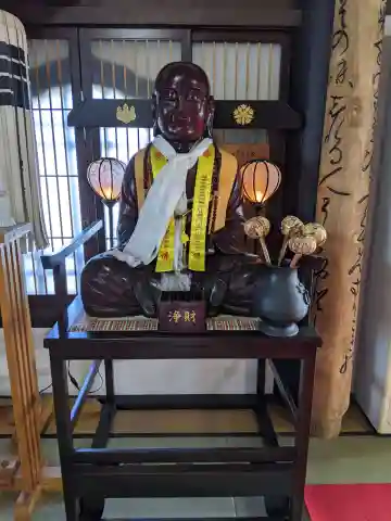 三明寺の本殿・本堂