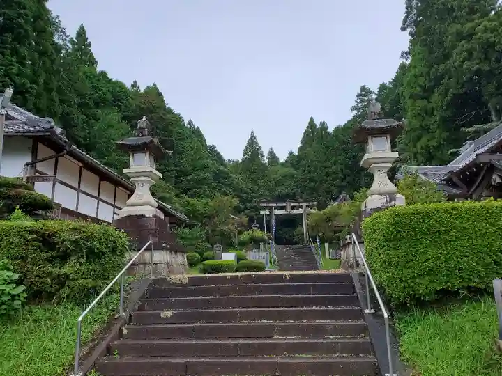 八咫烏神社のその他建物