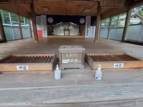 須倍神社の本殿・本堂