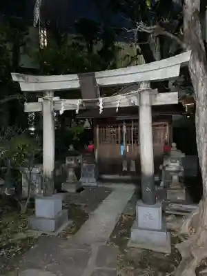鮫州八幡神社の{uncategorized: "未分類", other: "その他", undefined: "問題あり", building: "その他建物", grave: "お墓", sacred_gate: "鳥居", guardian: "狛犬", statue: "像", buddha: "仏像", history: "歴史", nature: "自然", garden: "庭園", animal: "動物", pagoda: "塔", temizu: "手水舎", mountain_gate: "山門・神門", sanctuary: "本殿・本堂", subordinate: "末社・摂社", art: "芸術", scenery: "景色", jizo: "地蔵", ema: "絵馬", goshuin: "御朱印", omikuji: "おみくじ", items: "授与品その他", amulet: "お守り", goshuincho: "御朱印帳", eats: "食事", festival: "お祭り", votive_dance: "神楽", shichigosan: "七五三参", wedding: "結婚式", experience: "体験その他", initially: "初詣", around: "周辺", anti_infection: "感染症対策"}