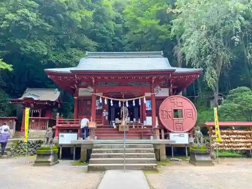 聖神社の本殿