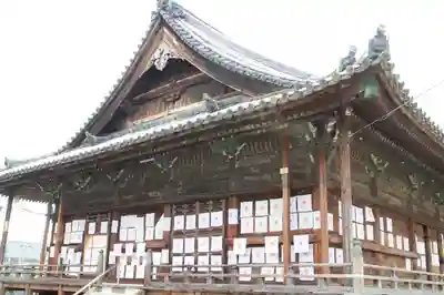 家原寺の本殿・本堂